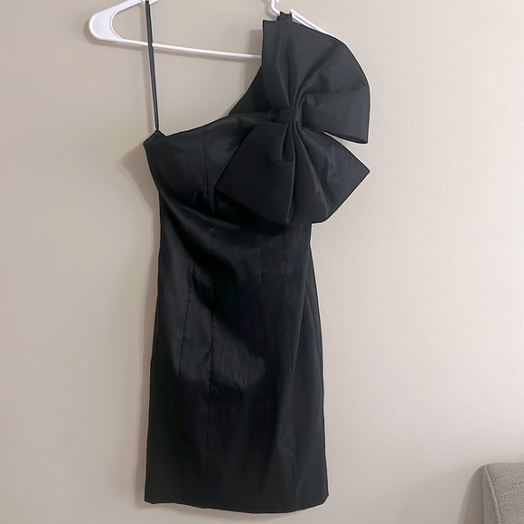 Mac Duggal Couture One Shoulder Mini Dress with Bow Detail Black - Picture 2 of 8